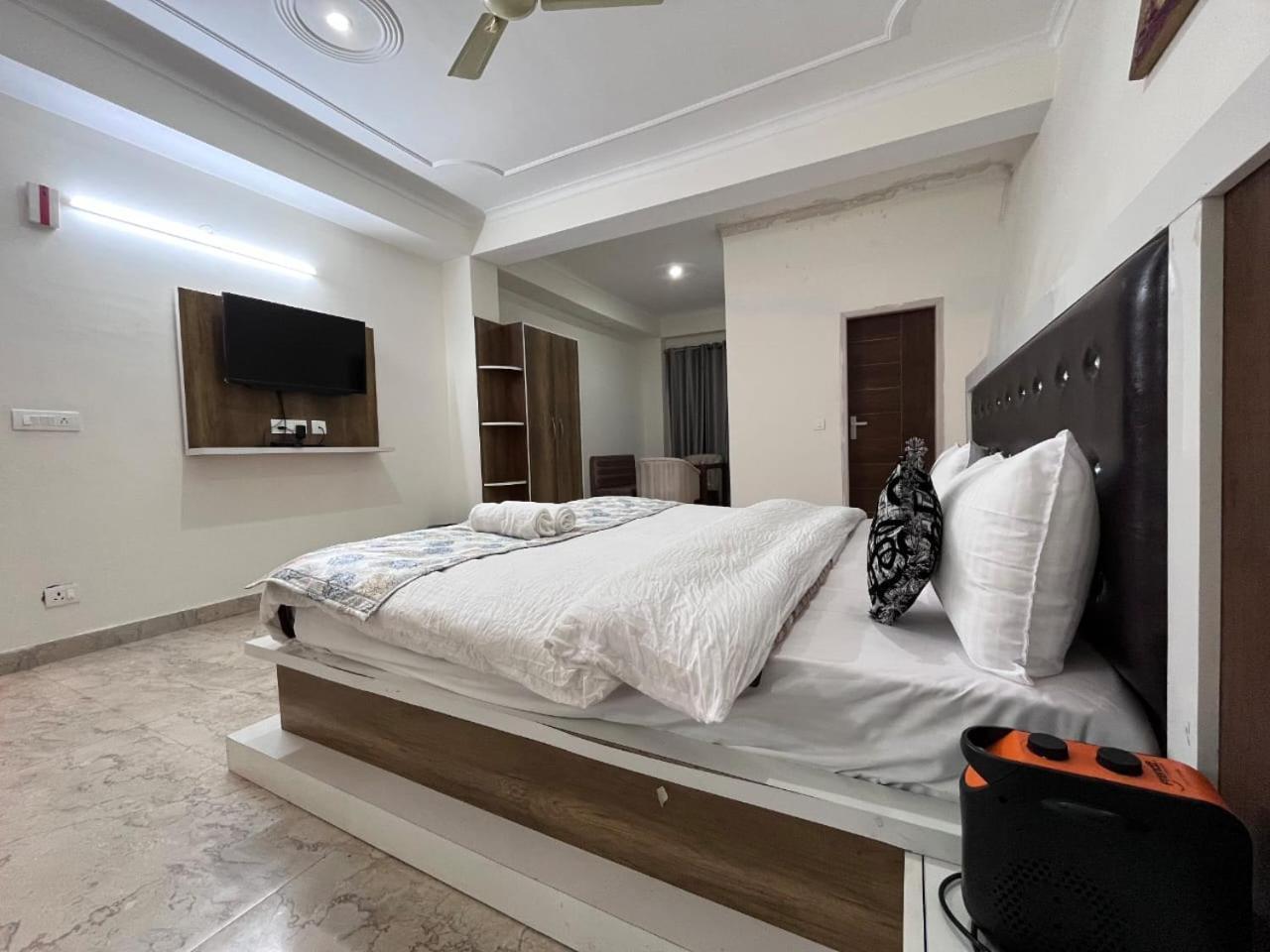 Hotel Tribe View - Away From City Hustle !! Top Rated & Most Awarded Property !! A Peaceful Stay Kasauli Exterior foto